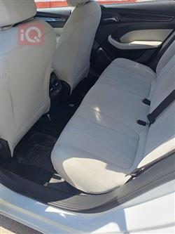 MG 5 Plus
